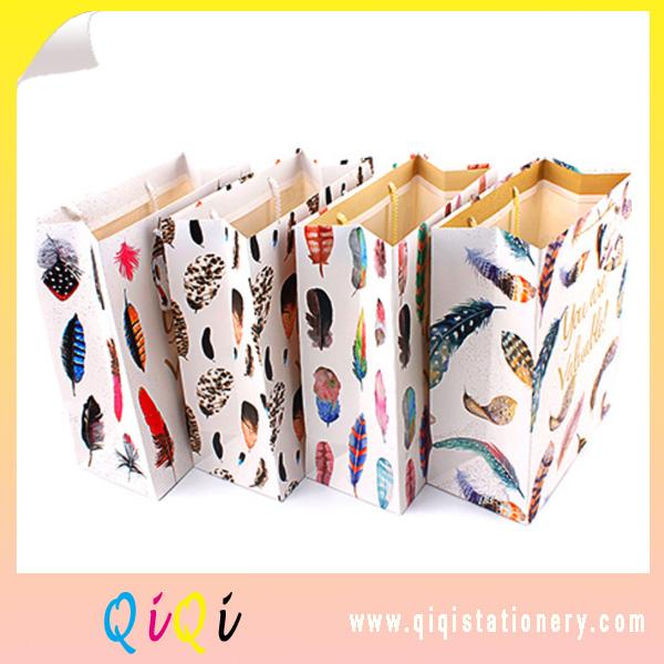 Luxury paper gift bags  feather style recycled  paper bag 